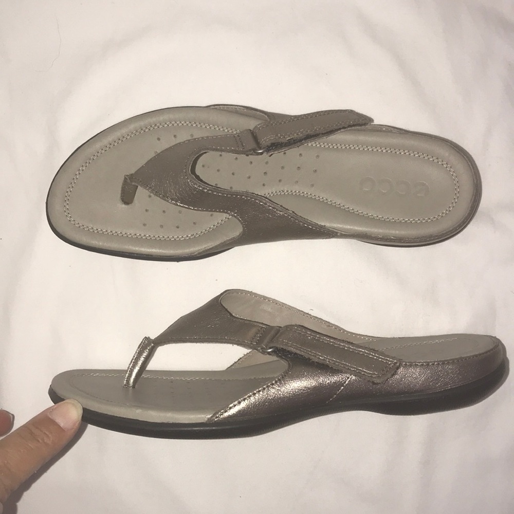 Ecco Metallic Leather Velcro Sandals